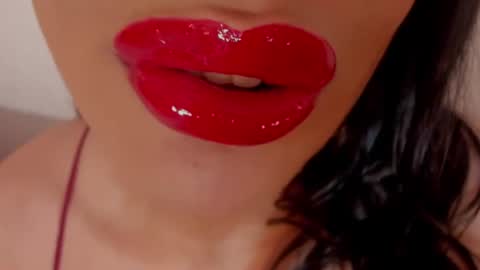 sweet_eliizabeth online show from August 3, 2026, 12:10 pm