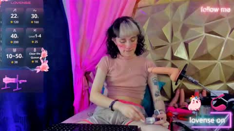 Snapshot of sweet_emmili chatting on September 26, 2025, 12:20 pm  emmili  online show from September 26, 2025, 12:20 pm