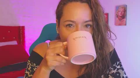 Sweet Evans online show from September 18, 2025, 6:15 am