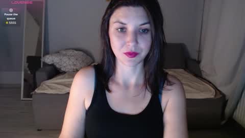 sweet_foxxy online show from September 14, 2025, 9:03 pm