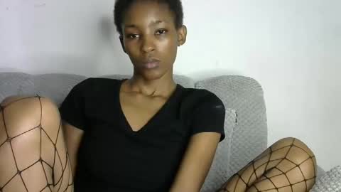 Snapshot of sweet_freaky chatting on February 19, 2026, 2:29 am sweet_freaky online show from February 19, 2026, 2:29 am