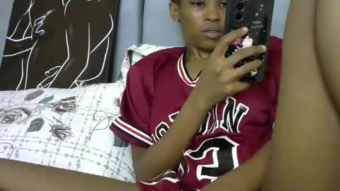 Snapshot of sweet_freaky chatting on March 5, 2026, 8:32 am sweet_freaky online show from March 5, 2026, 8:32 am