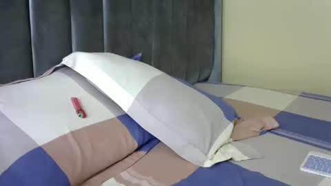 sweet_freaky online show from May 2, 2026, 1:38 pm
