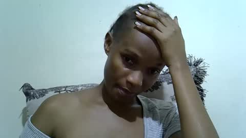 sweet_gul online show from September 9, 2025, 9:31 am