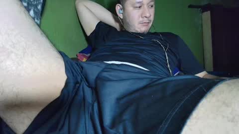 sweet_guy36 online show from October 23, 2025, 4:45 am