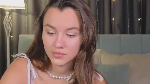 Im Mia.LOVELY PATTERNS 100  120  160  200 my toy buzzes from 2 tip online show from November 17, 2025, 6:14 pm