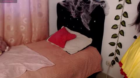 Hannah online show from October 18, 2025, 11:00 am