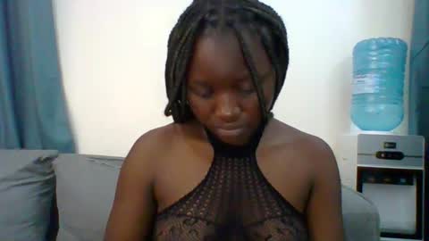 Snapshot of sweet_jenica chatting on September 30, 2025, 5:01 am ESTHER NEEMA online show from September 30, 2025, 5:01 am