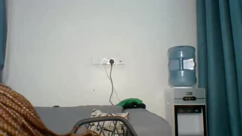 Snapshot of sweet_jenica chatting on November 10, 2025, 4:22 am ESTHER NEEMA online show from November 10, 2025, 4:22 am