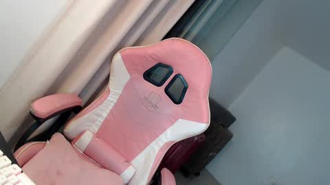 Jess online show from February 15, 2025, 10:55 am