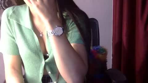 sweet_kanchi online show from February 8, 2025, 9:36 pm