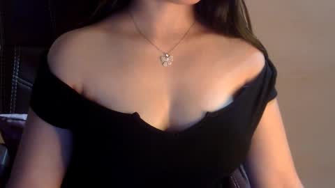 sweet_kanchi online show from April 12, 2026, 4:45 pm