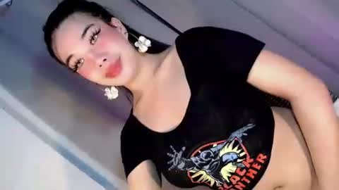 sweet_katrina69 online show from October 19, 2025, 11:44 am