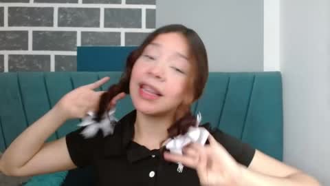 sweet_kitty_05 online show from May 4, 2026, 1:45 am