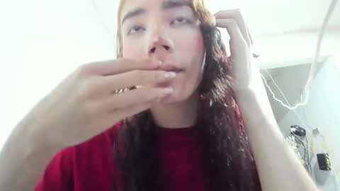 sweet_kitty_777 online show from April 22, 2026, 2:58 am