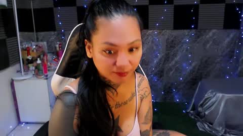 sweet_kittykatya online show from January 5, 2025, 1:15 pm