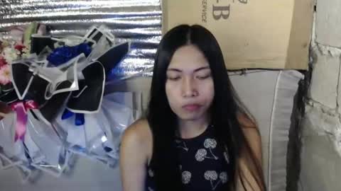 sweet_lady14 online show from April 25, 2026, 2:47 pm