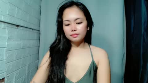 Snapshot of sweet_laika chatting on April 4, 2026, 6:44 am LAIKA online show from April 4, 2026, 6:44 am