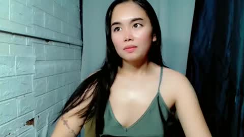 Snapshot of sweet_laika chatting on May 3, 2026, 2:50 am LAIKA online show from May 3, 2026, 2:50 am