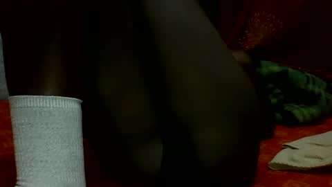 sweet_leen256 online show from January 16, 2025, 1:36 pm