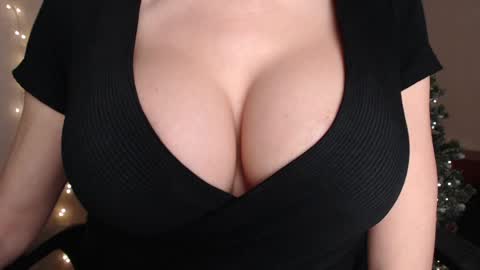 Jen online show from January 12, 2026, 2:55 pm