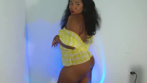 sweet-lilith online show from May 5, 2026, 3:09 pm