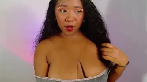 sweet-lilith online show from May 7, 2026, 2:11 pm