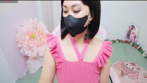Lily online show from May 3, 2026, 11:55 pm