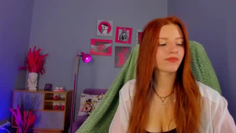 sweet_lottie online show from June 5, 2026, 9:04 am