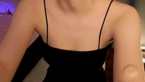 Lana online show from June 8, 2026, 5:02 pm