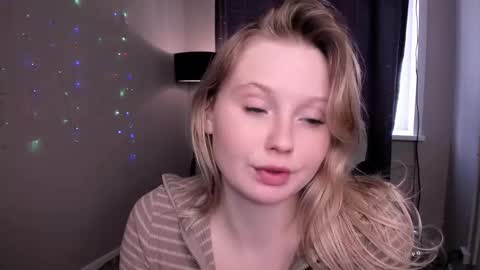 Mikki online show from March 15, 2026, 9:48 am