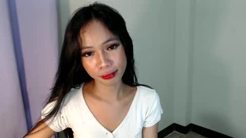 Maleia online show from March 11, 2025, 5:38 am