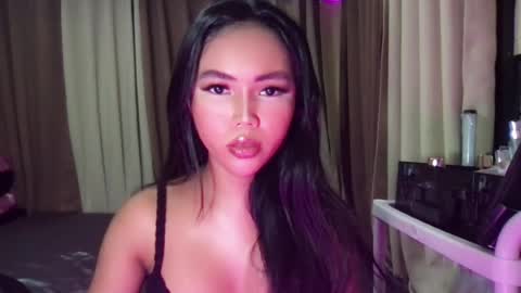 Maleia online show from August 2, 2026, 1:37 am
