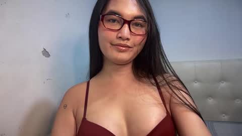 Maria Stella online show from April 4, 2026, 6:49 pm