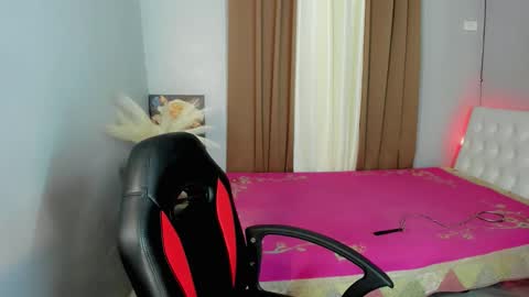 sweet_marie21 online show from April 2, 2026, 11:41 am