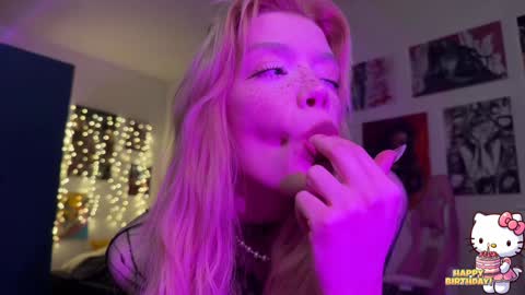 Melissa. Join me on Fansly link in social medias online show from January 20, 2025, 4:55 pm