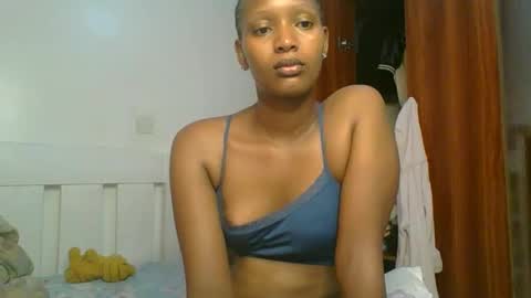 Linda online show from April 10, 2026, 12:38 am