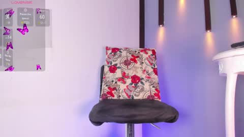 Melody online show from February 17, 2025, 9:52 pm