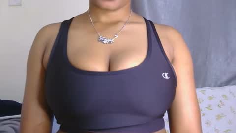 Snapshot of sweet_miah12 chatting on March 6, 2026, 9:06 am Queen debby online show from March 6, 2026, 9:06 am