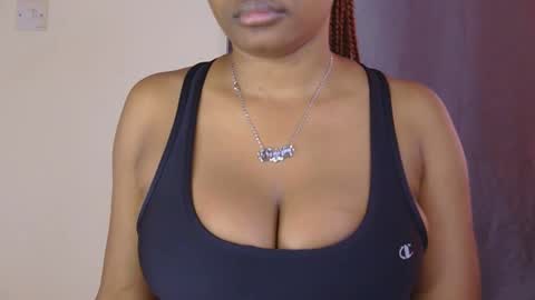 Snapshot of sweet_miah12 chatting on March 30, 2026, 6:36 am Queen debby online show from March 30, 2026, 6:36 am