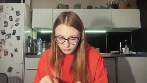 Emili online show from December 30, 2024, 2:53 am