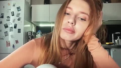 Emili online show from February 9, 2025, 5:08 am