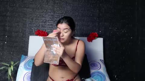 Monica  online show from February 7, 2026, 11:14 am