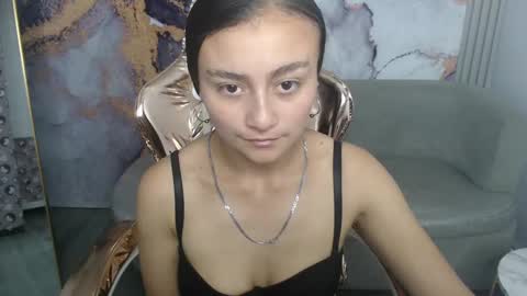 Live 300pm 900pm COLOMBIAN HOUR online show from March 1, 2025, 7:48 pm