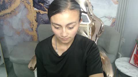 Live 300pm 900pm COLOMBIAN HOUR online show from March 4, 2025, 1:45 am