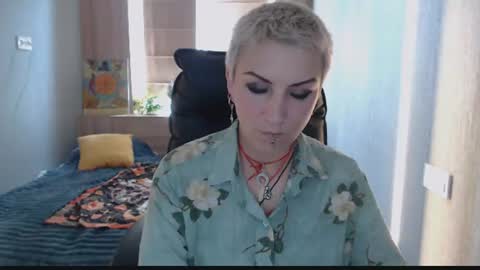 sweet_n_strong online show from June 12, 2026, 11:20 am