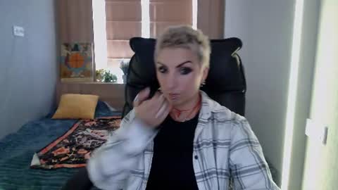 sweet_n_strong online show from June 21, 2026, 11:13 am
