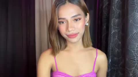sweet_nikki03 online show from December 18, 2025, 6:03 pm