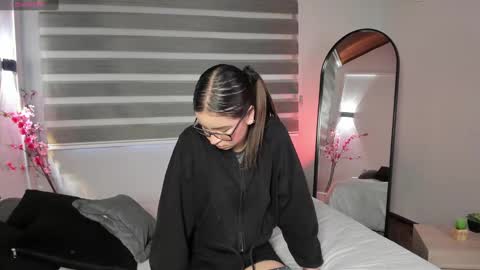 Snapshot of sweet_obsession__ chatting on September 29, 2025, 7:40 pm Sweet Obsession online show from September 29, 2025, 7:40 pm