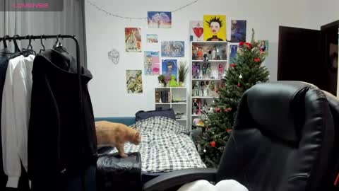 Snapshot of sweet_peach__ chatting on April 12, 2026, 8:25 pm kira online show from April 12, 2026, 8:25 pm